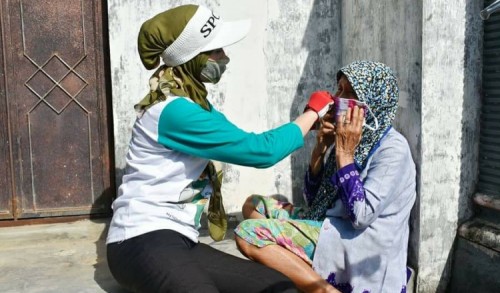 Novita Hardini Edukasi Pakai Masker Dengan Gowes Bareng GOW Trenggalek