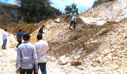 Dilaporkan Cemari Lingkungan, Dewan Sidak Tambang Kapur di Tuban