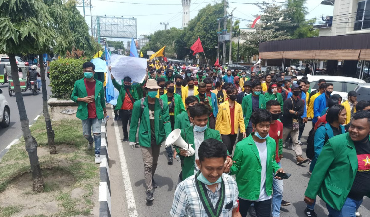 Ribuan Mahasiswa Lhokseumawe Gelar Demo Tolak UU Cipta Karya