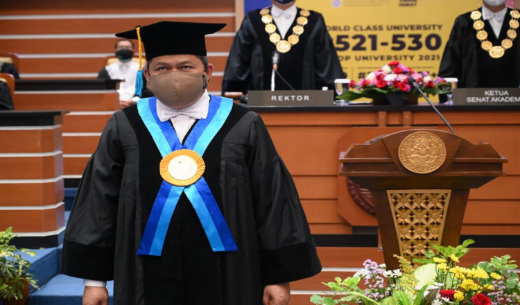 Riset Pengembangan Gangguan Jiwa, Prof. Ahmad Yusuf Dikukuhkan Sebagai Guru Besar Unair