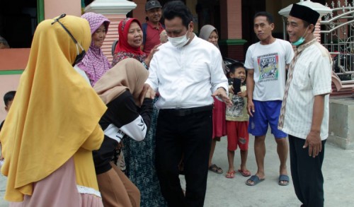 Pak Qosim Dikenal Murah Senyum dan Dermawan