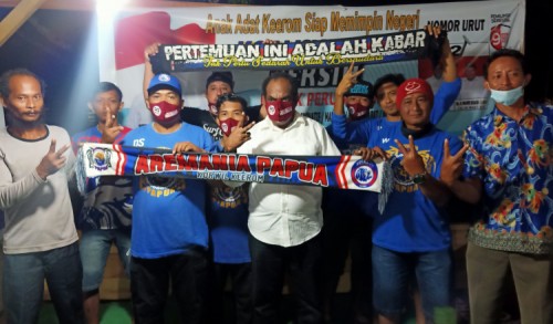 Butuh Perubahan, Aremania Keerom Siap Menangkan Piter Gusbager dan Waghfir