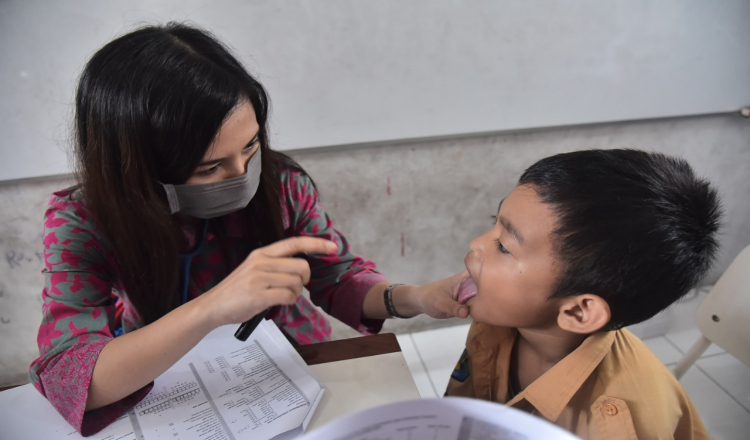 Pemkot Surabaya Rutin Laksanakan Imunisasi Bagi Anak