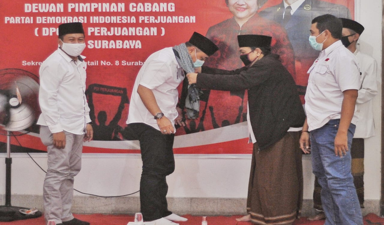 Dukung Eri Cahyadi–Armuji, Guru Ngaji se-Surabaya Berharap Insentif Bertambah