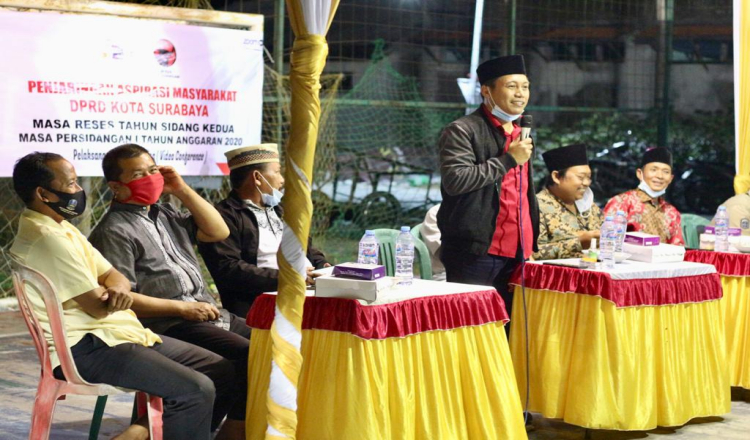 DPRD Fraksi PDIP Fasilitasi Warga Kampung Nelayan Pesisir Surabaya Utara