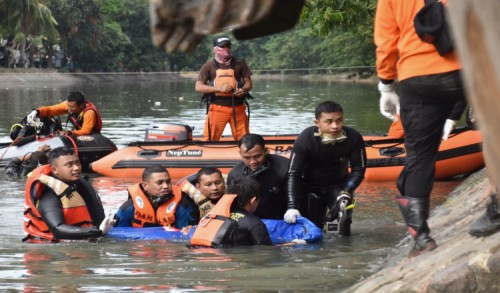 Jasad Remaja 14 Tahun yang Tenggelam di Sungai Kalimas Surabaya Berhasil Ditemukan