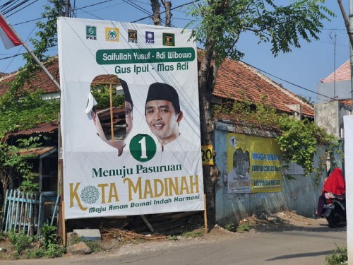 Pengerusakan Baliho Upaya Pendzoliman Pasangan Gus Ipul-Mas Adi
