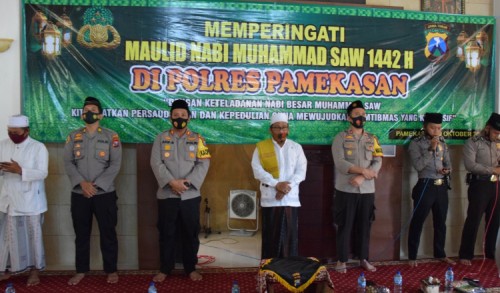 Polres Pamekasan Gelar Maulid Nabi Muhammad SAW