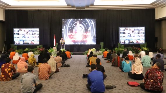 Hipnoterapi Tangguh Semeru Polres Mojokerto Motivasi Disiplin Prokes Covid-19