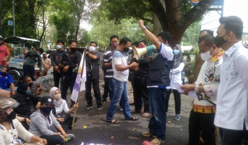 DPW FSPMI : Pak Jokowi, Batalkan UU Omnibus Law dan Berlakukan Perpu
