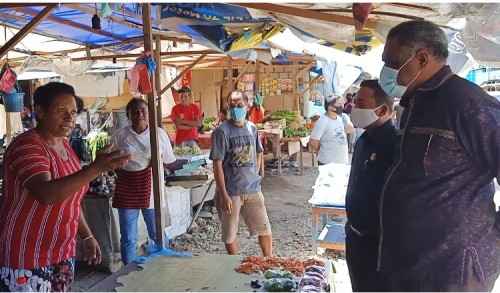 Tidak Mau Pindah, Pedagang Pasar Youtefa Temui Ketua DPRD Kota Jayapura