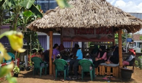 Tingkatkan Literasi di Desa, Pokmas Jawara Ngajum Malang Buka Taman Baca