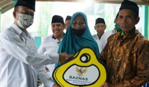 Peduli Sesama, Baznas Kabupaten Malang Bedah Rumah Warga Pencari Rongsokan