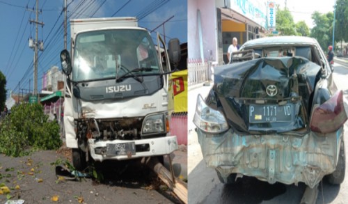 Rem Blong, Truk Box di Banyuwangi Hantam Sedan yang Sedang Parkir