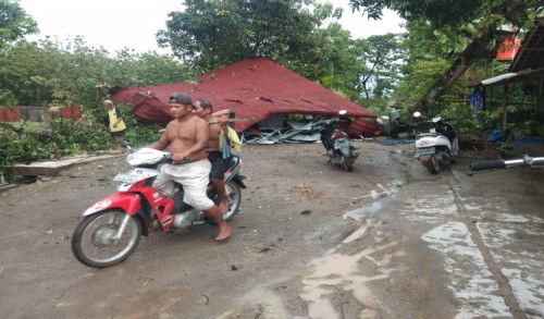 Dihantam Puting Beliung, Puluhan Rumah di Ngawi Rusak