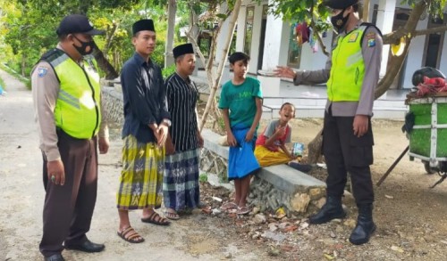 Polisi di Pamekasan Terus Himbau Masyarakat Patuhi Protokol Kesehatan