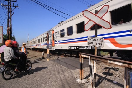 Warga Desa Kepuh, Kertosono, Tewas, Di Perlintasan Tanpa Palang Pintu Papar, Kediri