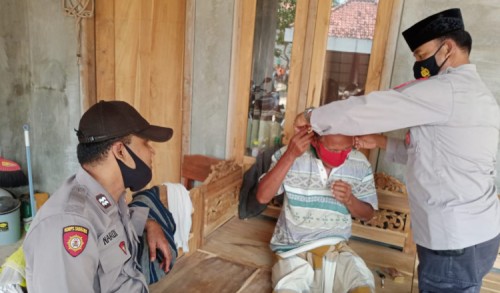Polisi di Pamekasan Terus Edukasi Warga untuk Patuhi Protokol Kesehatan