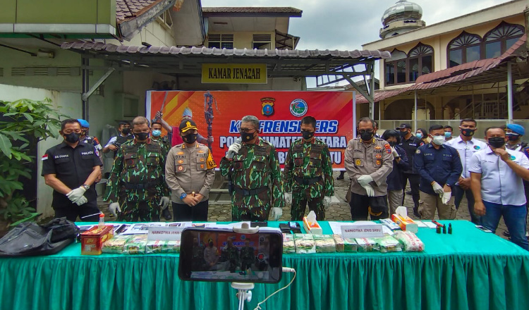 Gagalkan 15 Kilo Sabu, Dua Pelaku Meninggal Dunia Ditembak Petugas