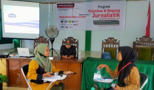 Usai Pelatihan Jurnalistik, Puluhan Mahasiswa Siap Jadi Wartawan