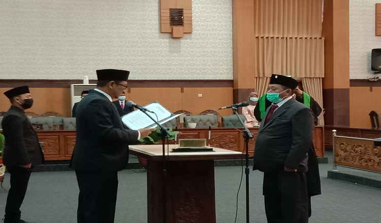 PAW Anggota DPRD Banyuwangi Dilantik