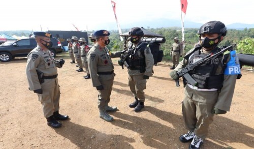 Wakapolda Jatim Buka Latihan Pra Operasi Sat Brimob BKO Papua Barat