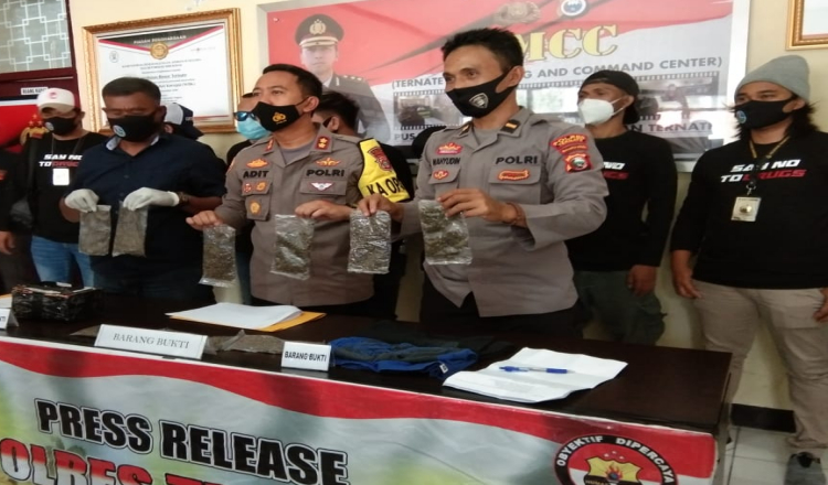 Jadi Perantara Narkoba, Pegawai Lapas Ternate Diciduk Polisi