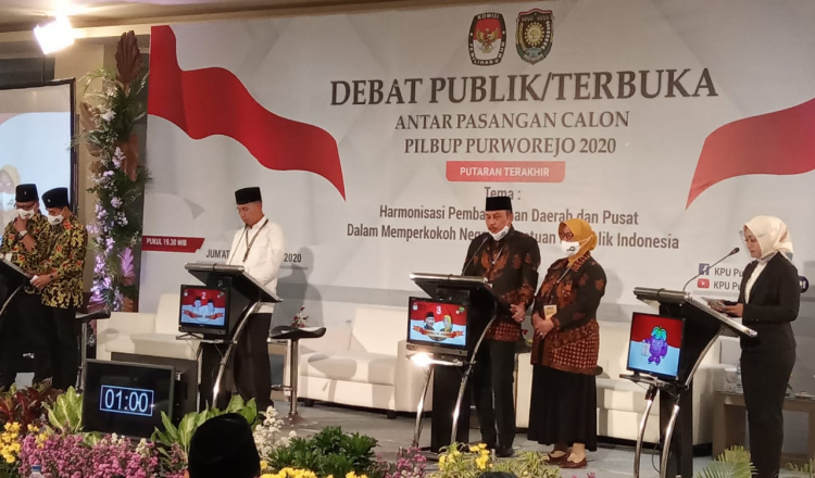 Debat Putaran Terakhir, Paslon 01 dan Paslon 03 Debatkan Pendidikan Gratis di Purworejo 