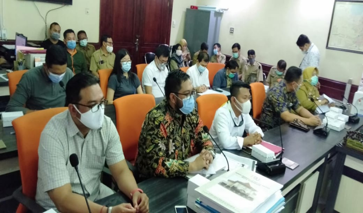 Komisi C DPRD Surabaya Hentikan Sementara Pembangunan SPBU Shell