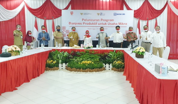 Terima BPUM, Pelaku UMKM Kabupaten Probolinggo Kembali Bergairah