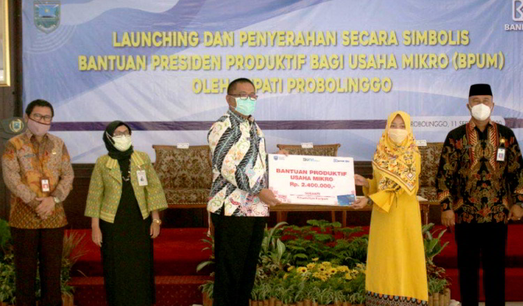 Pemkab Launching dan Serahkan Bantuan Presiden Produktif Usaha Mikro