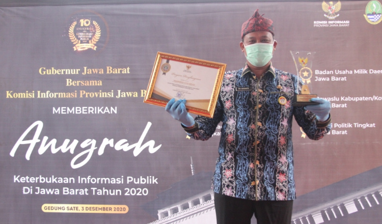 Pemkot Bekasi Raih Badan Publik Informatif 2020 pada Anugrah Keterbukaan Informasi Publik se-Jawa Barat