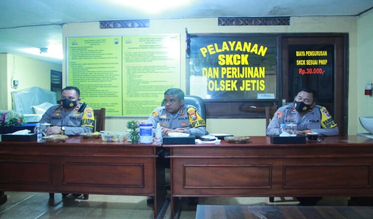 Kapolresta Mojokerto : Saya Gelar Rapat Persiapan Pam Pilkada di Polsek Jetis