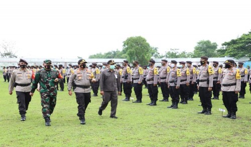 Apel Gabungan PAM TPS Mojokerto, Diikuti oleh 553 Personel Polri dan 300 Personel TNI. 