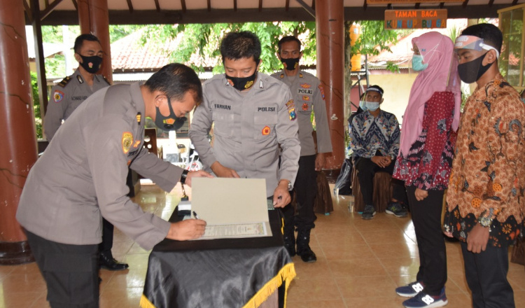 Polres Pamekasan Gelar Penandatanganan Pakta Integritas Calon Bintara