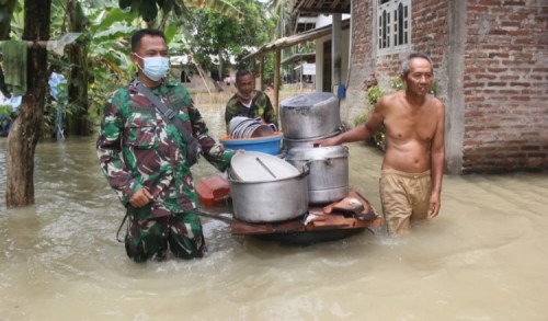 Hujan Deras, Desa Wironatan Purworejo Terendam Banjir