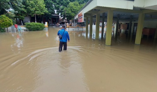 Banjir Mulai Surut, 6 Desa di Benjeng Masih Parah