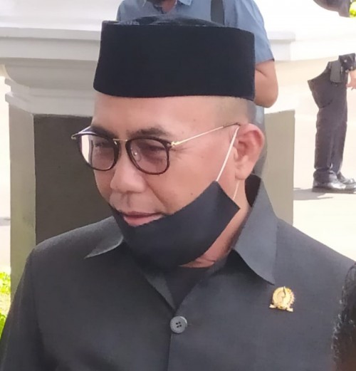 Distribusi Bansos Tahap Empat  Masih Simpang Siur, DPRD Jabar, Ade : Penyaluran Bansos Secara Tunai Lebih Simple 