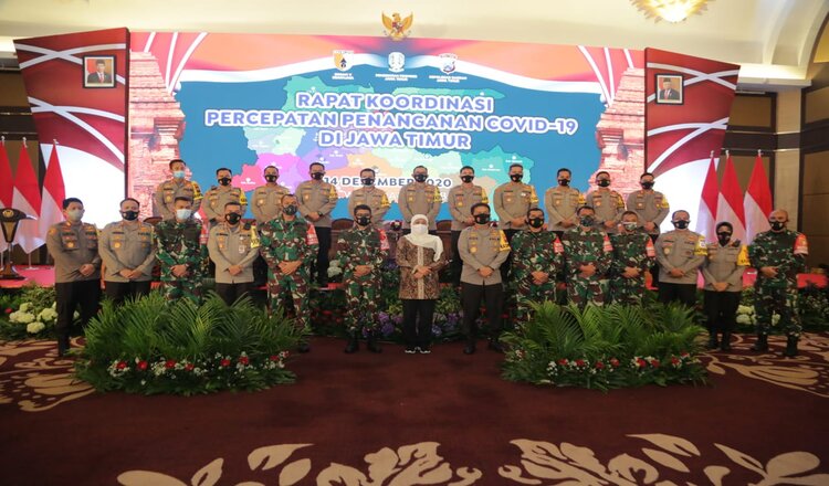 Rapat Koordinasi Percepatan Penanganan Covid-19, Gubernur: Tingkatkan Operasi Yustisi di Jatim