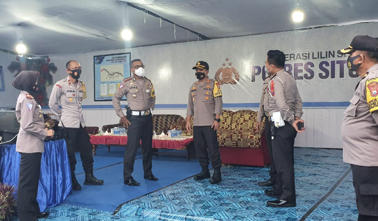 Dirlantas Polda Jatim Cek Pos Lilin Semeru Jalur Pantura Situbondo