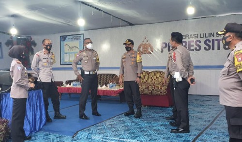 Dirlantas Polda Jatim Cek Pos Lilin Semeru Jalur Pantura Situbondo