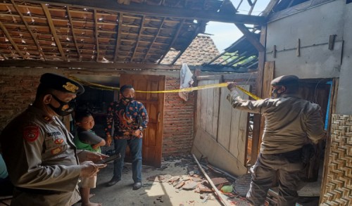 Korsleting Listrik, Rumah Milik Supardi Warga Paron Ngawi Terbakar