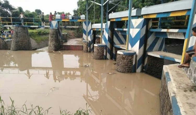 Pelajar Asal Jombang Hanyut Terseret Air Sungai