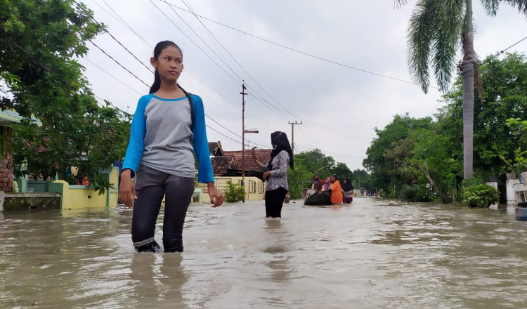 12 Hari Terendam Banjir, Warga Jombok Kesamben Jombang, Mulai Alami Gatal-Gatal