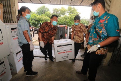 Gelombang Pertama, Surabaya Terima 15.200 Dosis Vaksin Covid-19