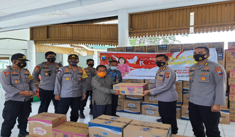 Bantuan dari Polda Jatim dan Bhayangkari Mendarat Tepat Sasaran untuk Korban Gempa Sulbar