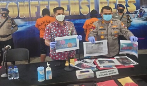 Polair Polda Jatim Gagalkan Perdagangan Benur di Pantai Blitar dan Tulungagung