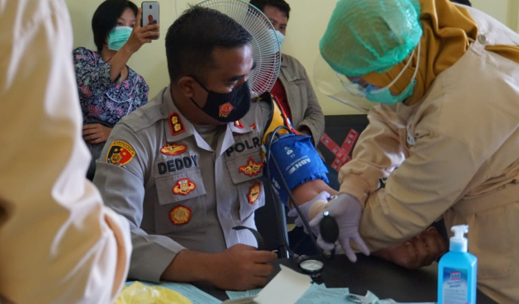 Demi Kemanusiaan, Kapolresta Mojokerto Ikuti Skrining Donor Darah Plasma Konvalesen 