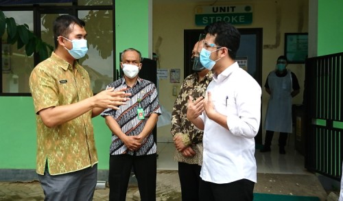Wagub Emil : Jawa Timur Butuh 400 ribu Vaksin Untuk Tenaga Kesehatan