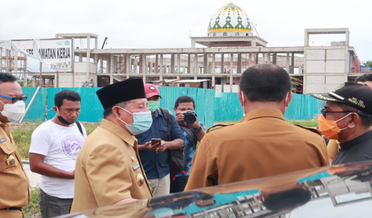 Jelang STQ Nasional, Gubernur Malut Tinjau Pembangunan Masjid Raya Assaful Alkhairaat Sofifi 